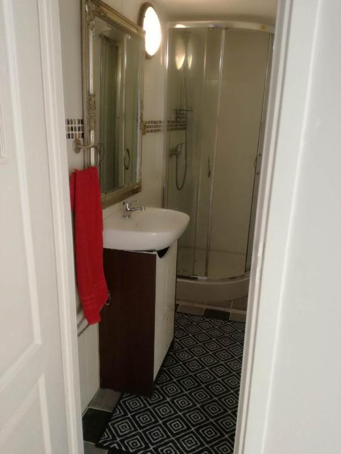 Niezalezne Pietro W Domu Z Widokiem Na Morze Appartement Gdynia Buitenkant foto